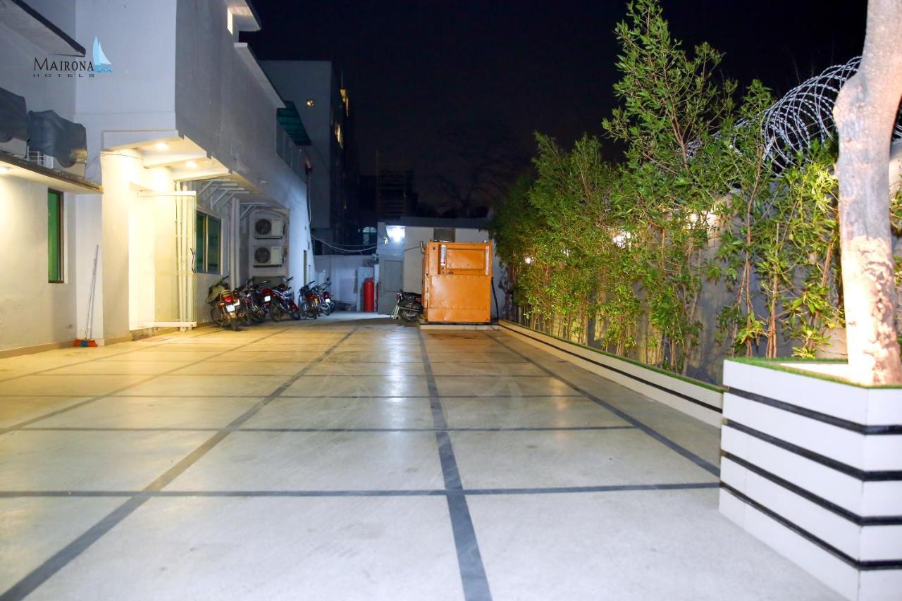 Hotel Mairona Gulberg Lahore Exterior photo